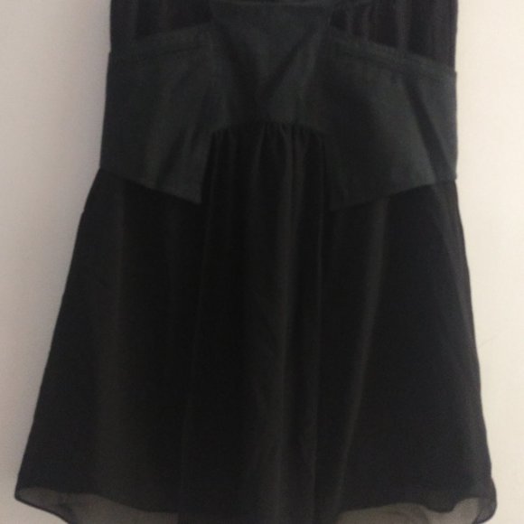 Black Skirt with Two Leatherette Pockets - Picture 3 of 8